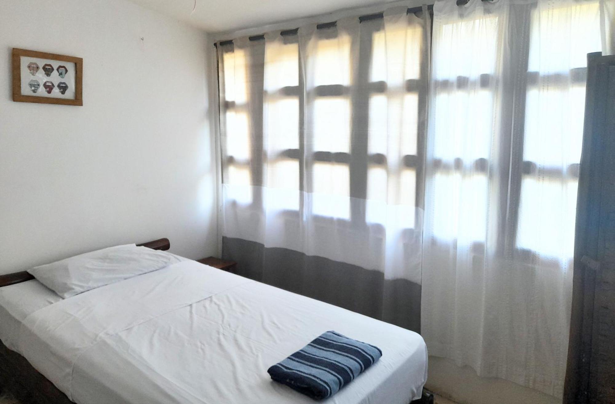 Popoyo Surfcamp Hotel Kamer foto
